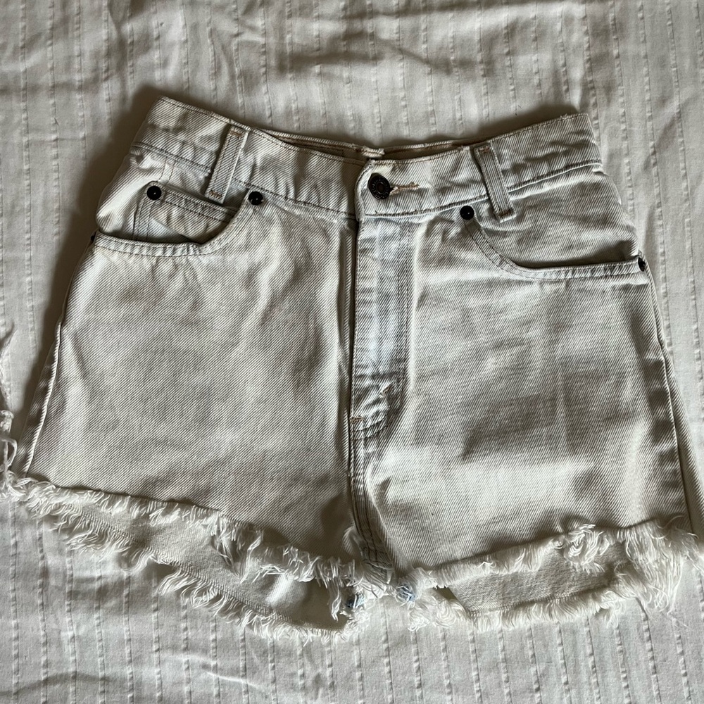 Vintage Levi’s Cut Off Jean short
